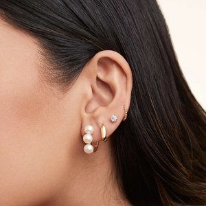 Mejuri Bold Pearl Trio Hoop Earrings